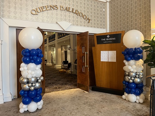 Balloon Arches & Columns Gallery · Party & Event Decor · Balloon Artistry